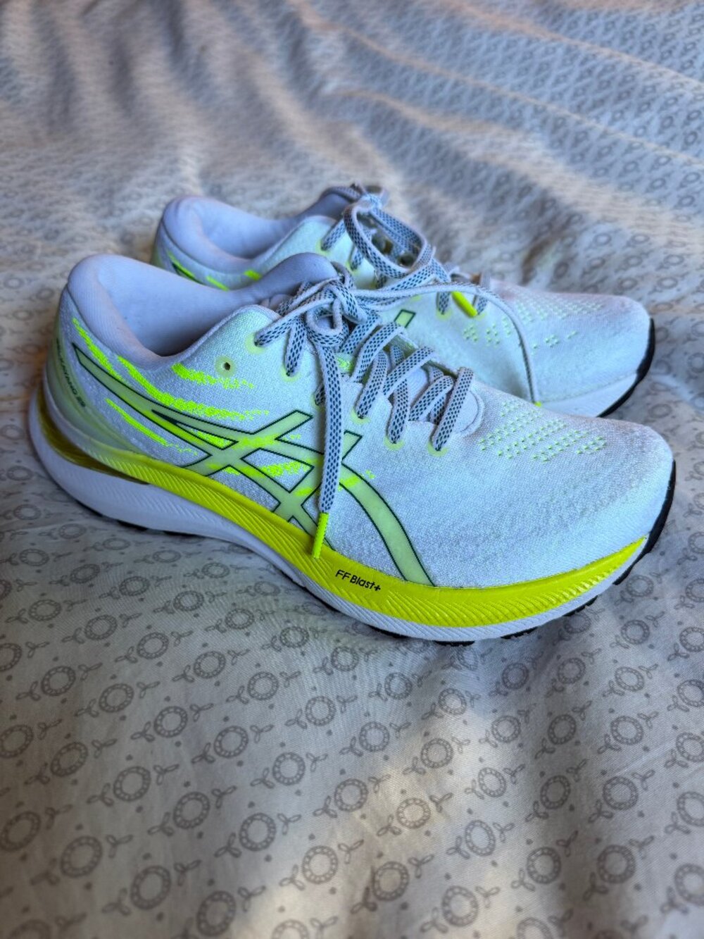 Asics Gel Kayano 29 Womens Running White Yellow Black Womens 9 US 40.5 EUR